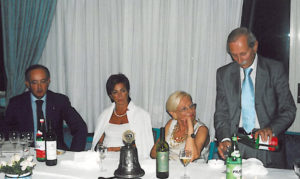 2002-03: Il Presidente De Simone con il dott.Giancarlo Calise